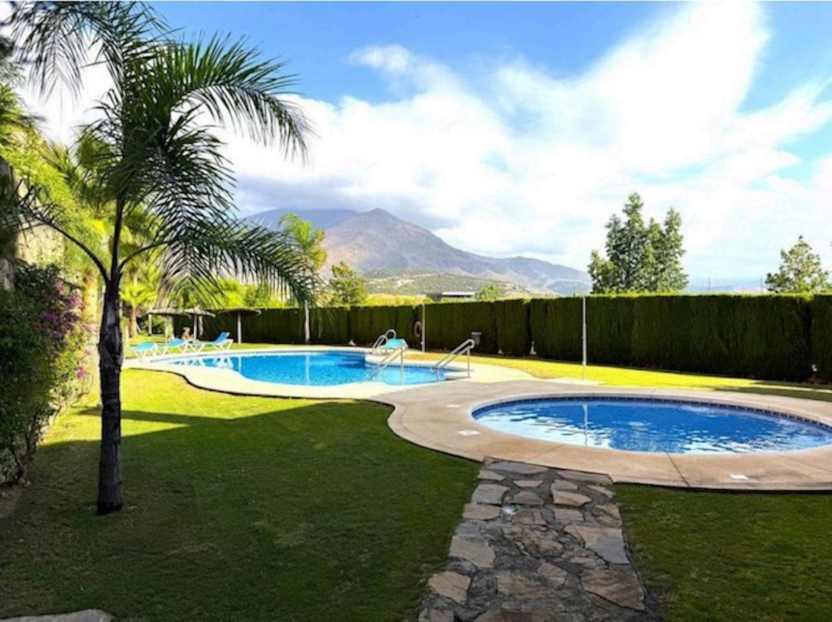 Huis te koop in Estepona | 3 slaapkamers H5288101
