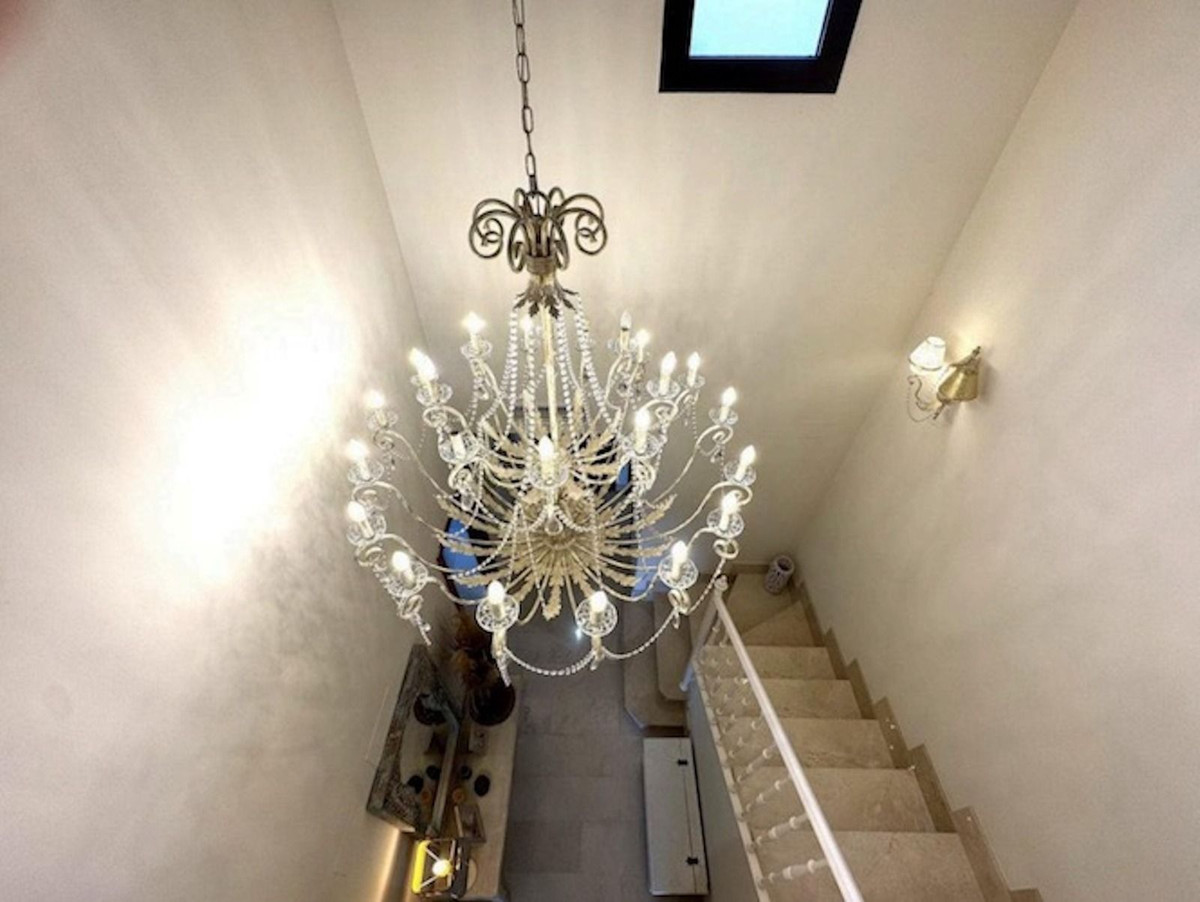 Huis te koop in Estepona | 3 slaapkamers H5288101