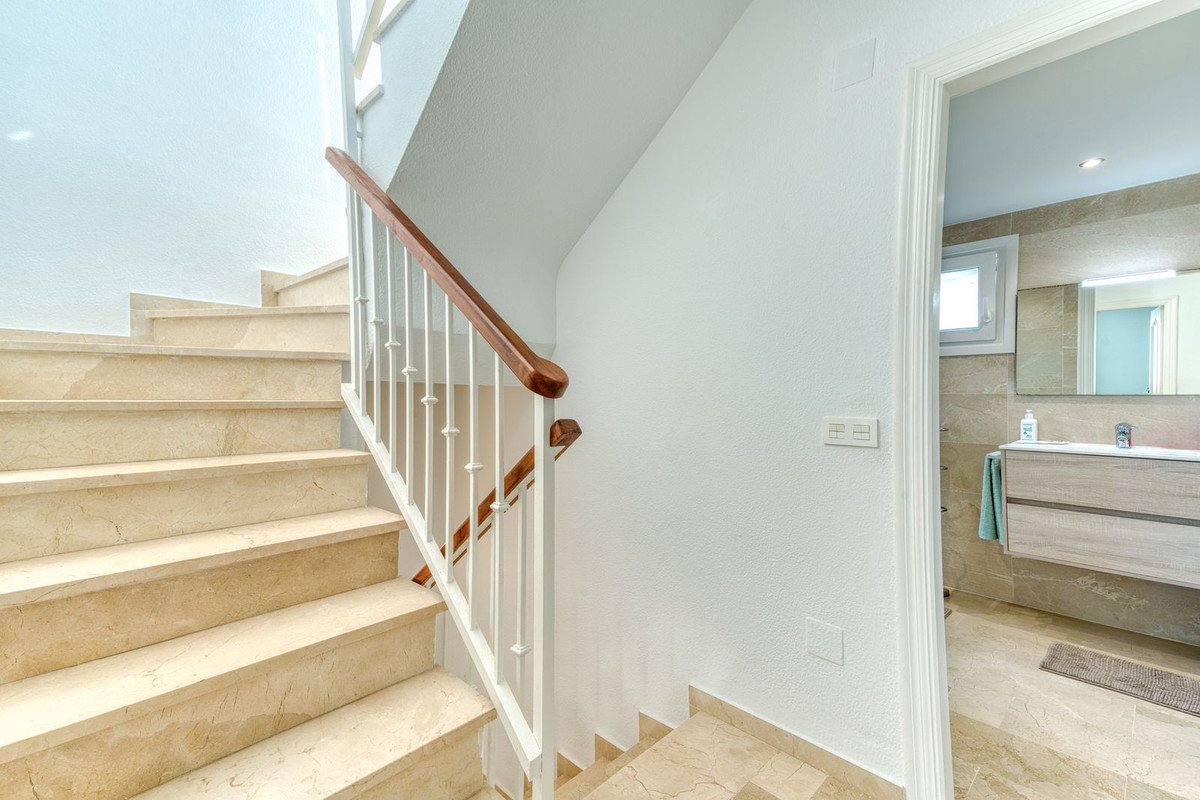 Huis te koop in Estepona | 3 slaapkamers H5291908