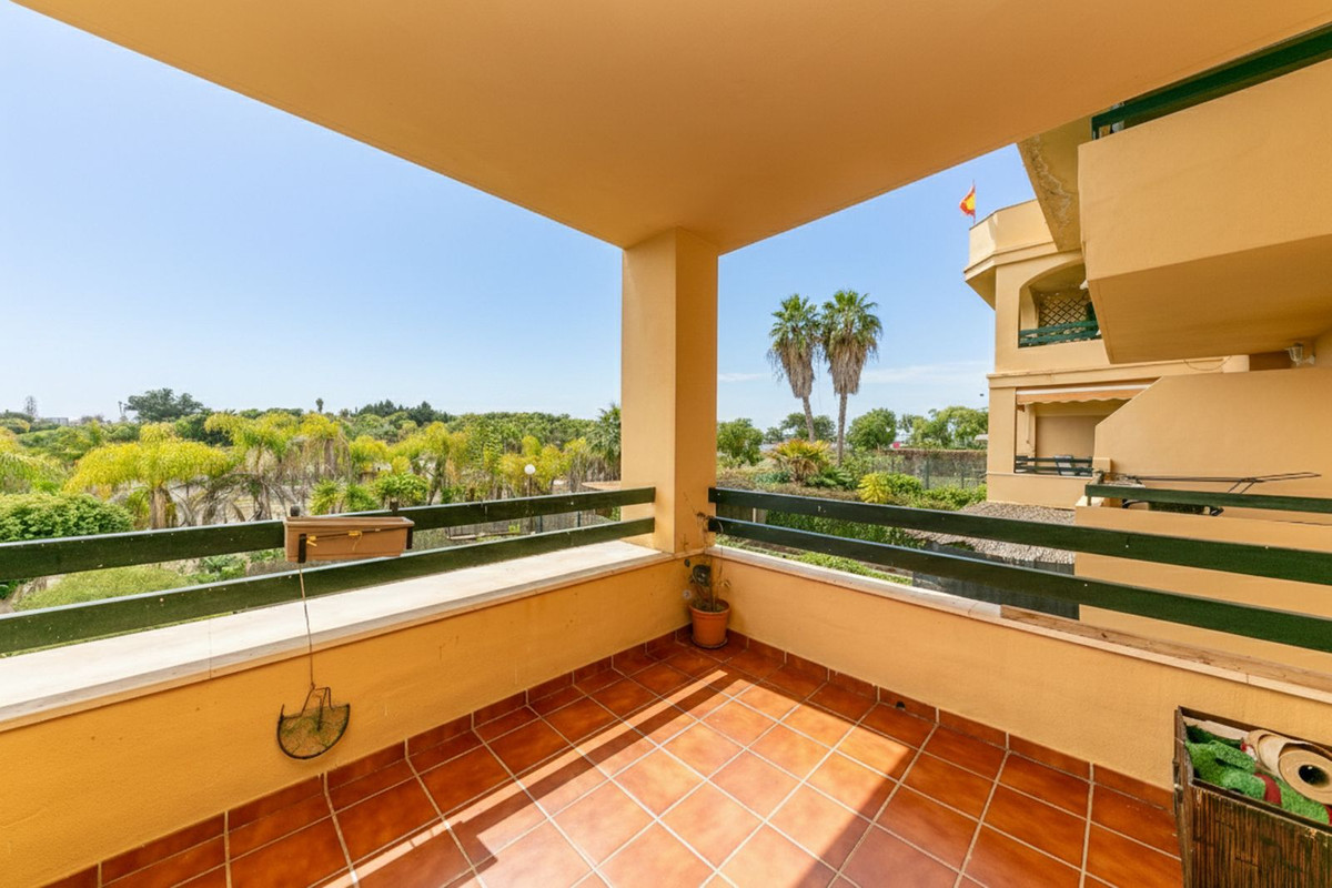Penthouse te koop in Estepona | 2 slaapkamers H5293051