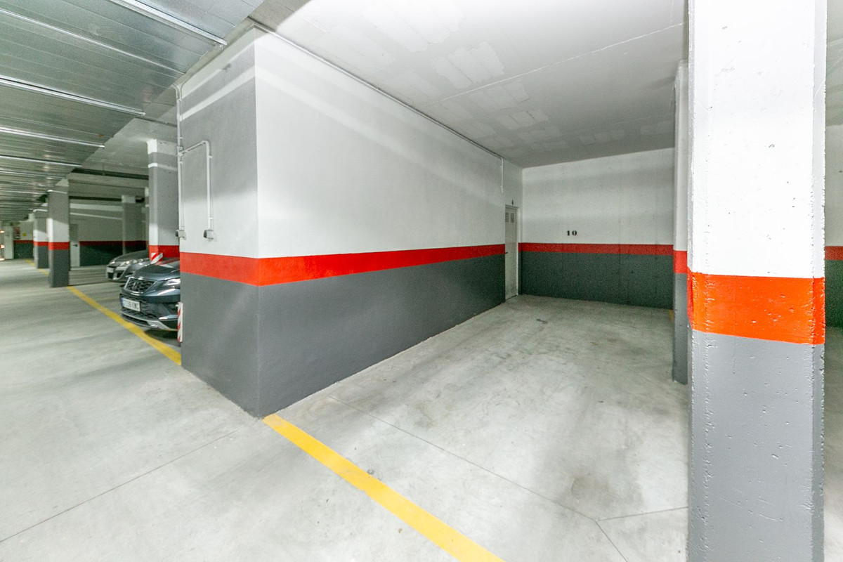 Penthouse te koop in Estepona | 2 slaapkamers H5293051