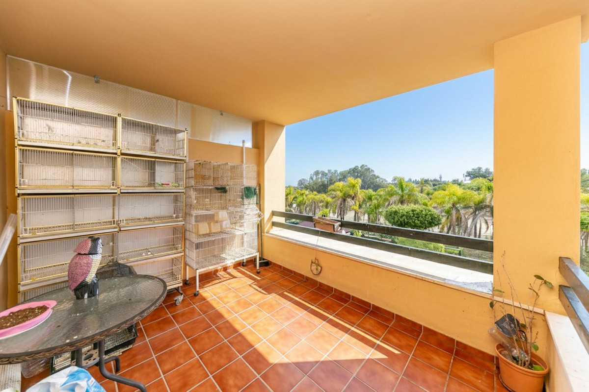 Penthouse te koop in Estepona | 2 slaapkamers H5293051
