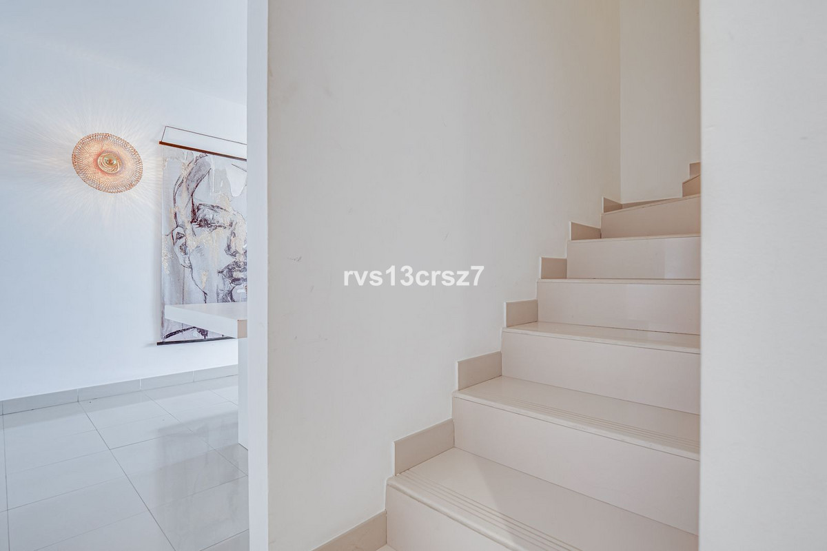 Appartement te koop in Estepona | 3 slaapkamers H5294653