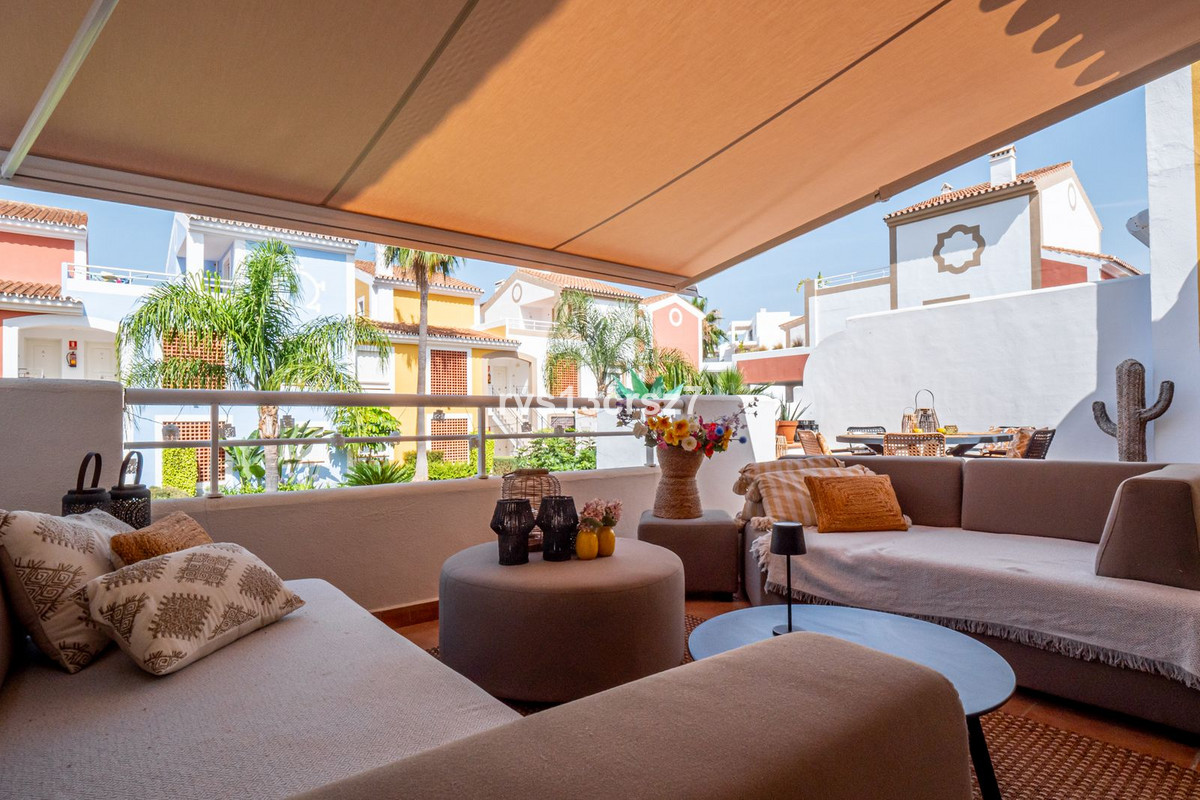 Appartement te koop in Estepona | 3 slaapkamers H5294653