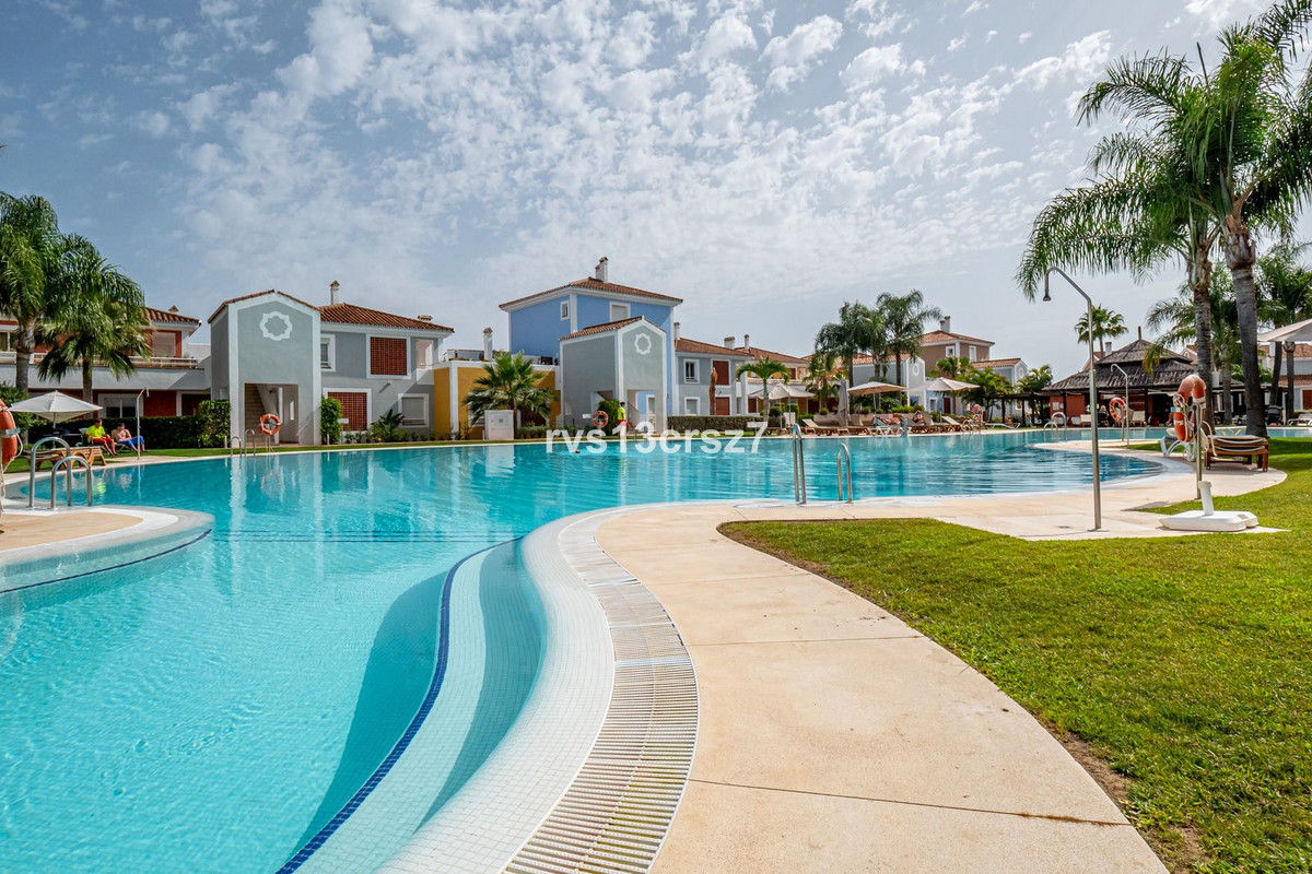 Appartement te koop in Estepona | 3 slaapkamers H5294653