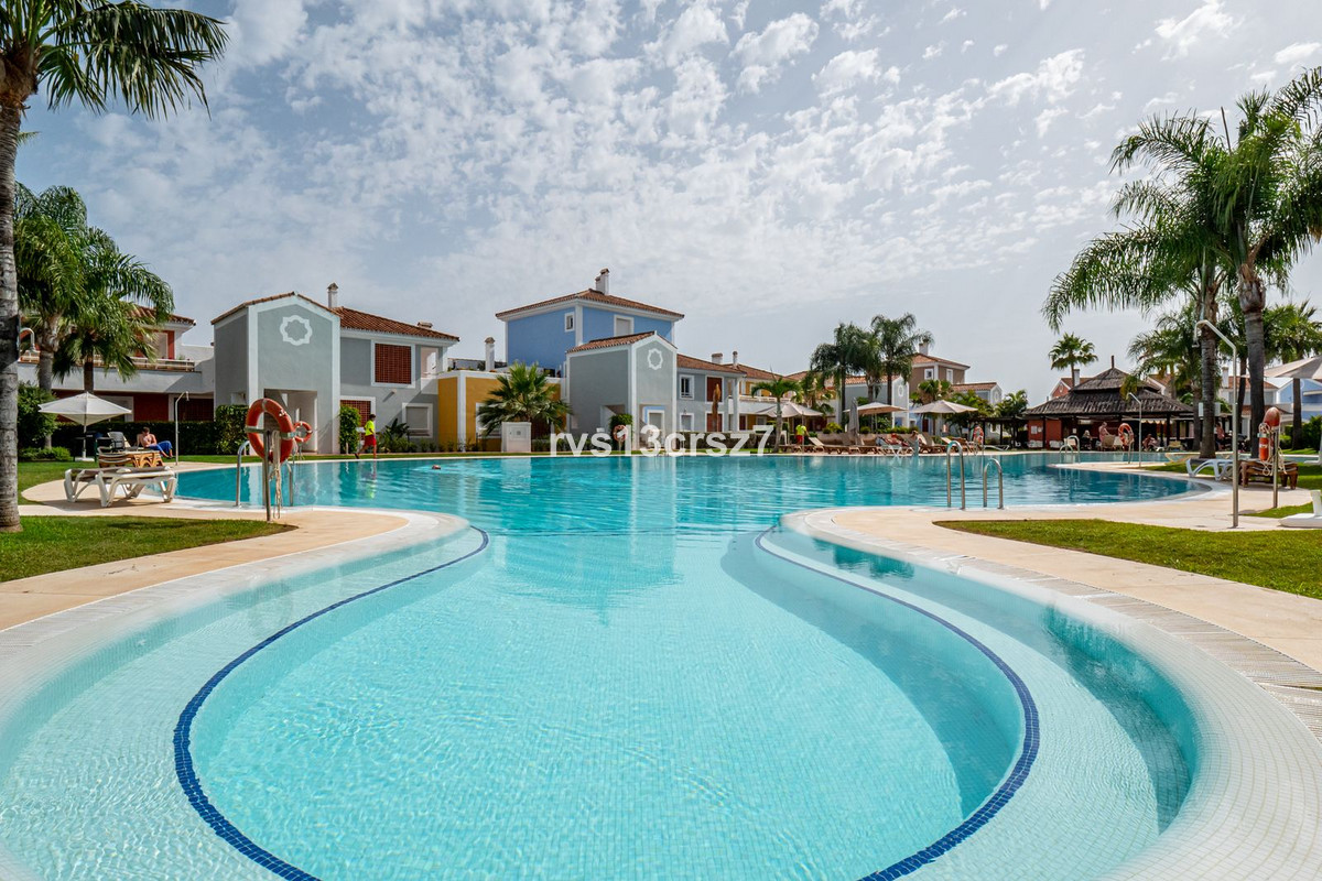 Appartement te koop in Estepona | 3 slaapkamers H5294653