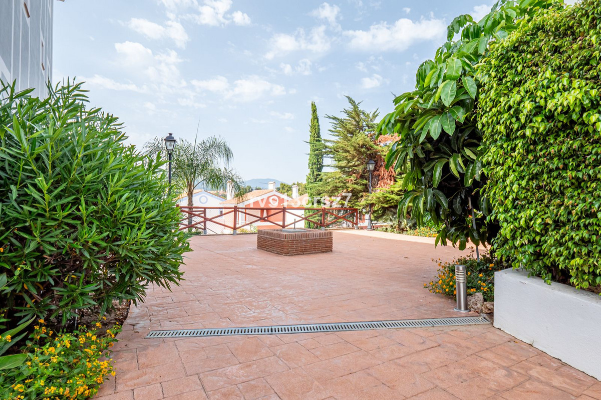 Appartement te koop in Estepona | 3 slaapkamers H5294653