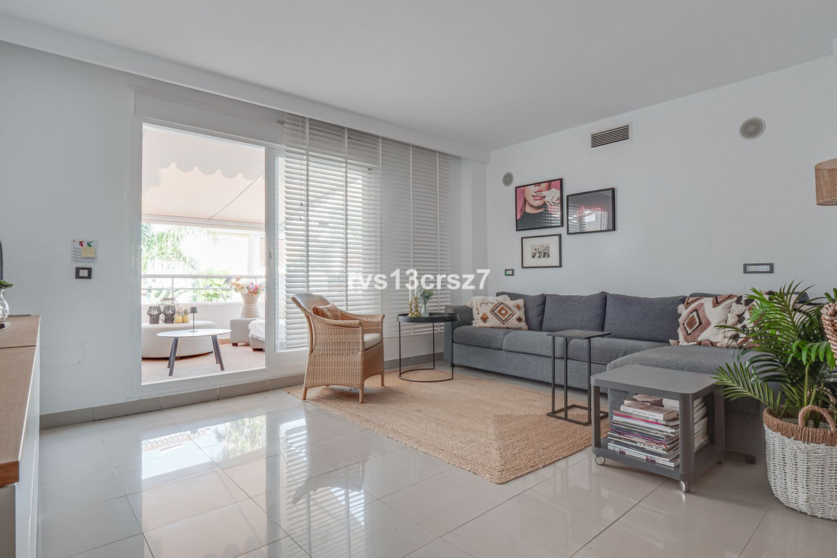 Appartement te koop in Estepona | 3 slaapkamers H5294653