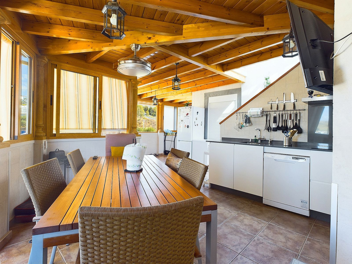 Penthouse te koop in Estepona | 3 slaapkamers H5294770