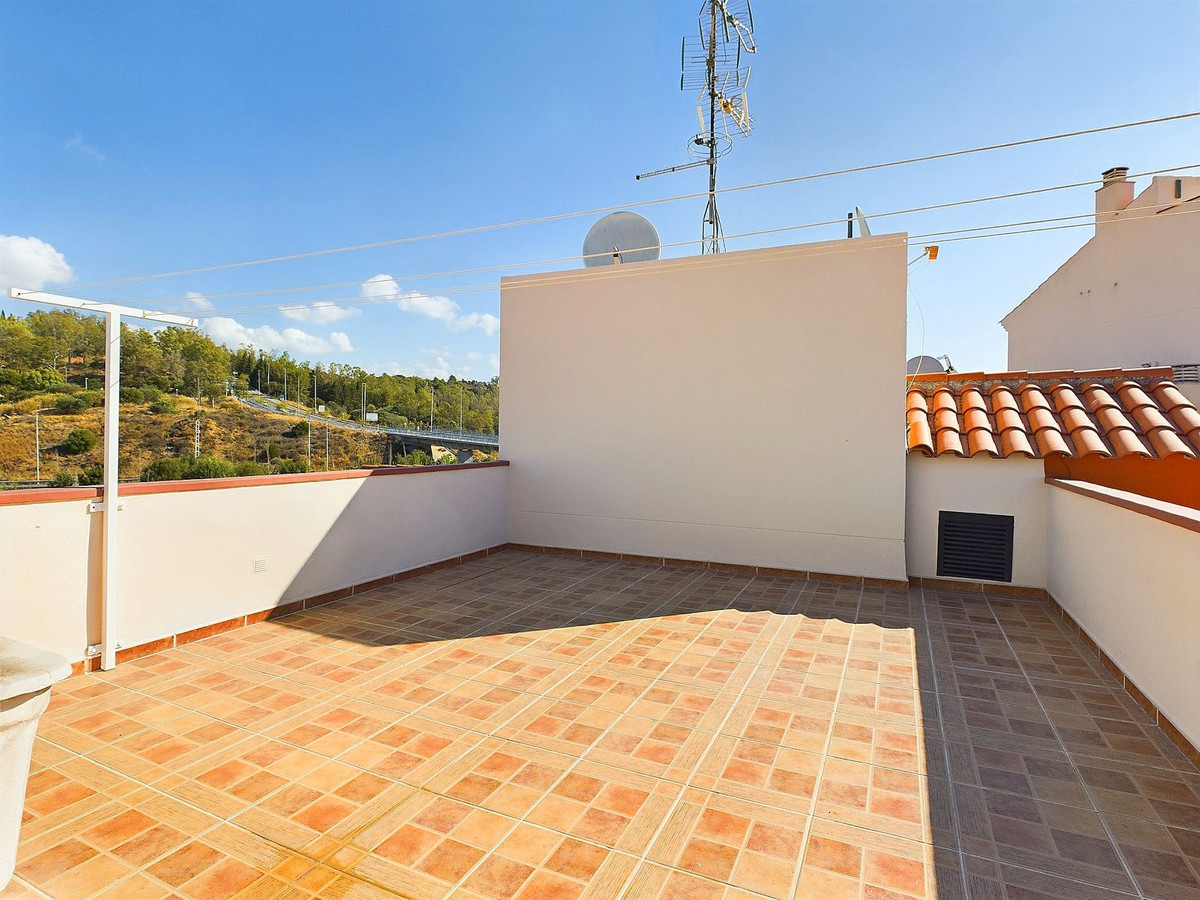 Penthouse te koop in Estepona | 3 slaapkamers H5294770