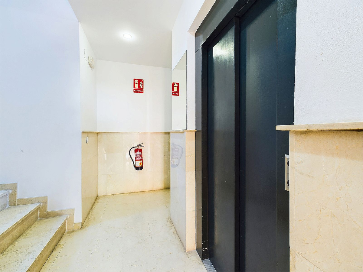 Penthouse te koop in Estepona | 3 slaapkamers H5294770