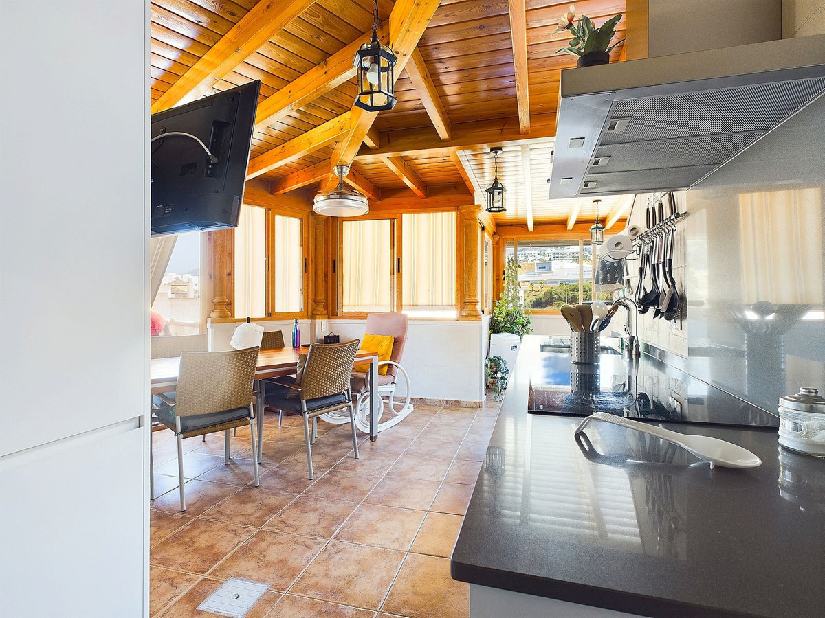 Penthouse te koop in Estepona | 3 slaapkamers H5294770