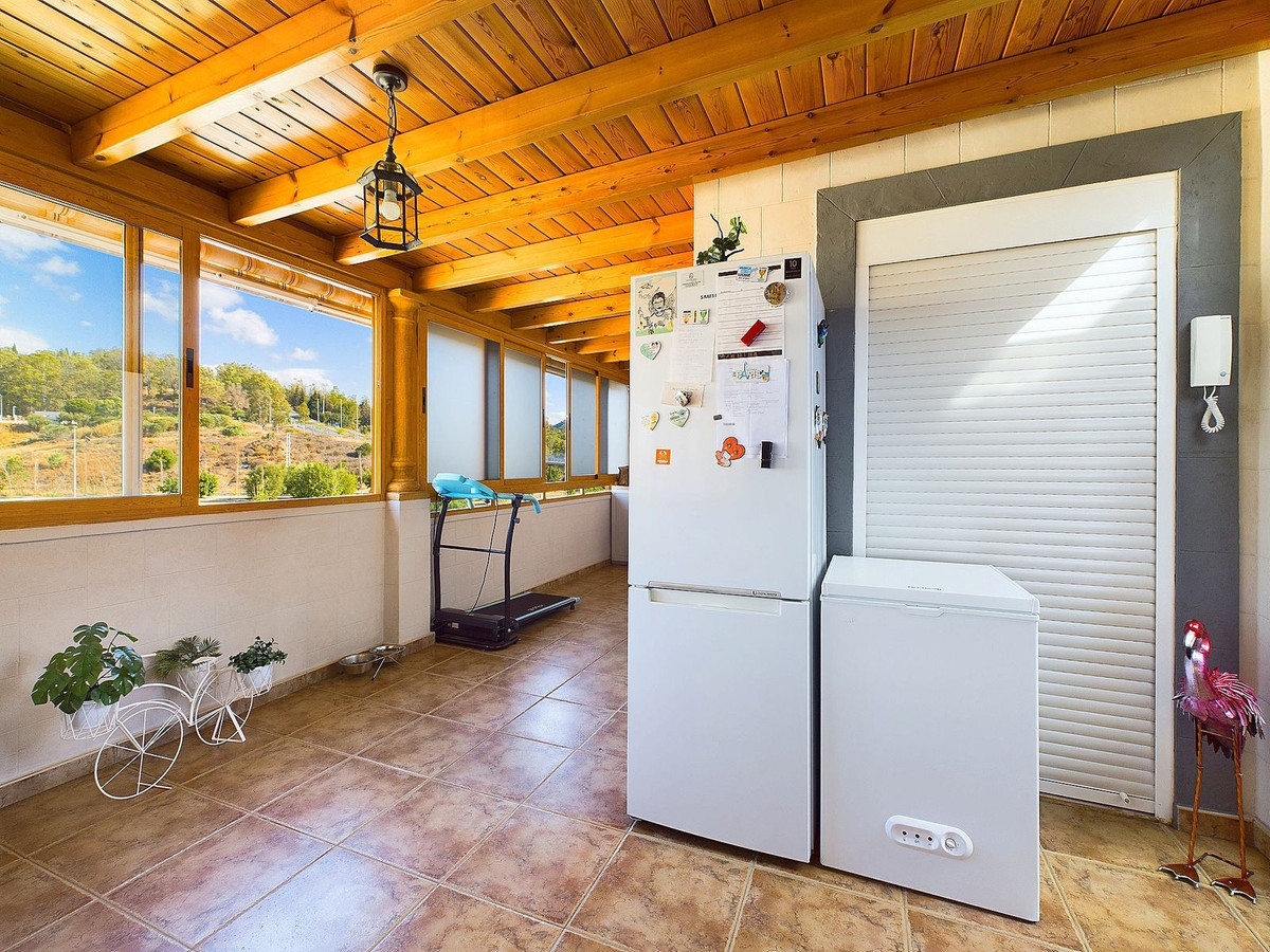 Penthouse te koop in Estepona | 3 slaapkamers H5294770