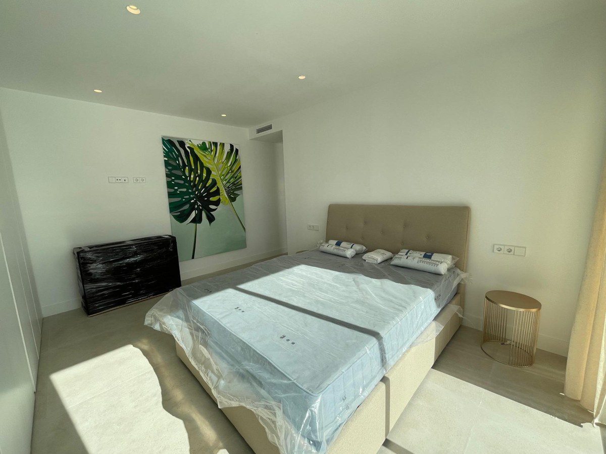 Huis te koop in Estepona | 6 slaapkamers H5295169