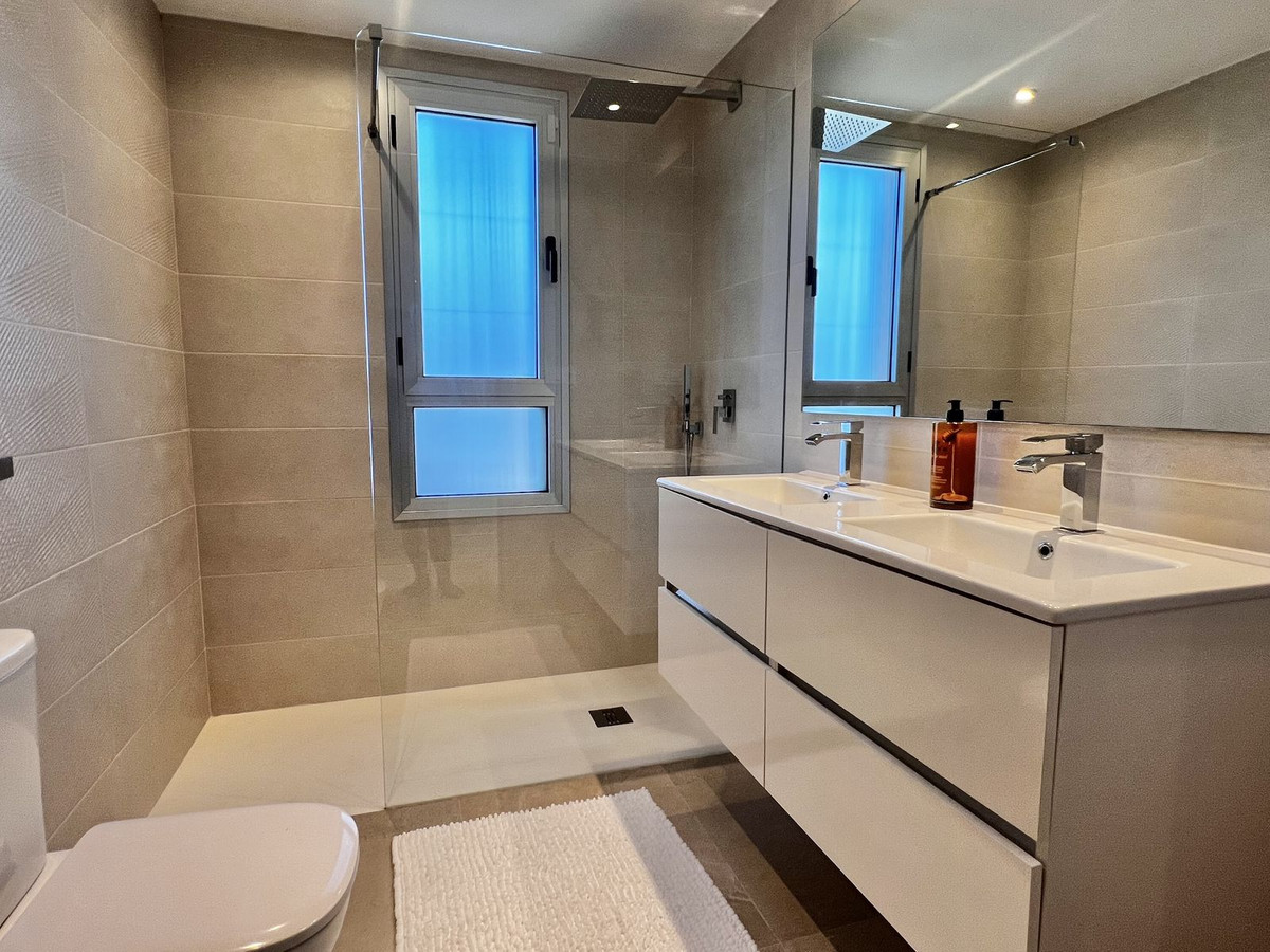 Huis te koop in Estepona | 3 slaapkamers H5295301