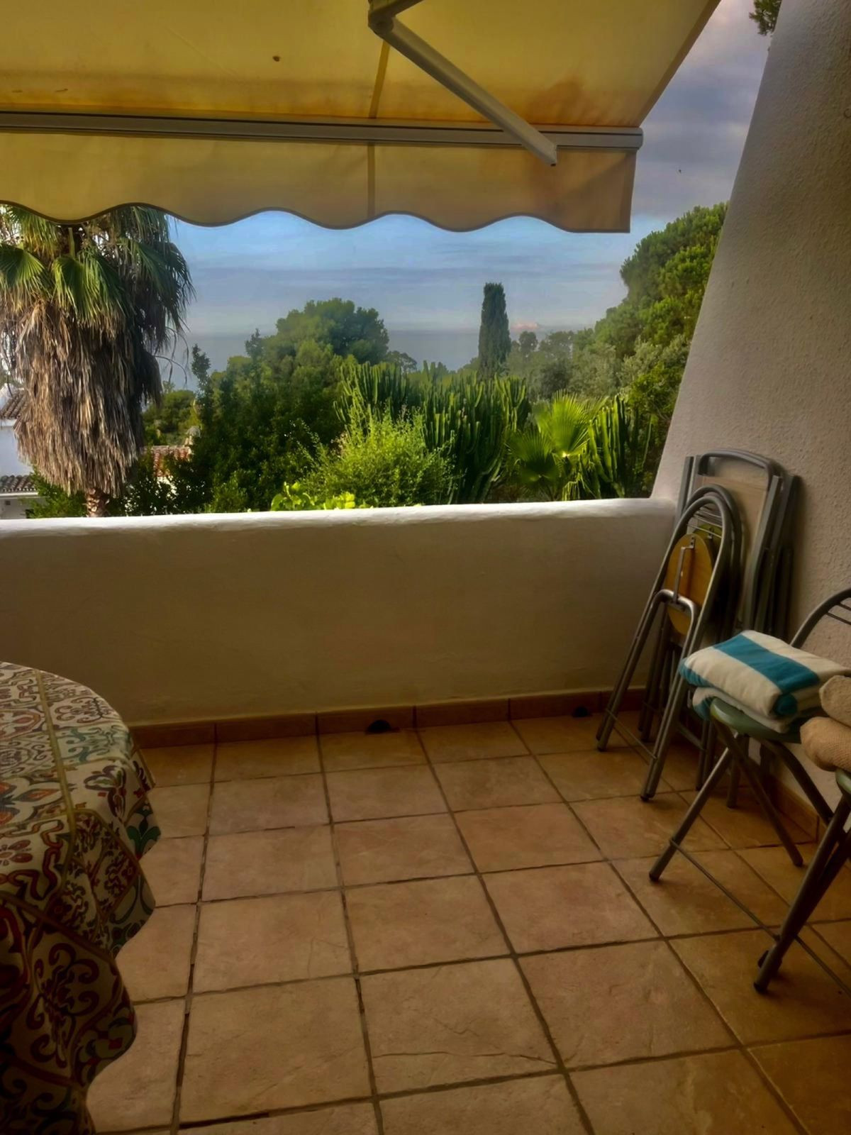 Duplex te koop in Estepona | 1 slaapkamers H5299906