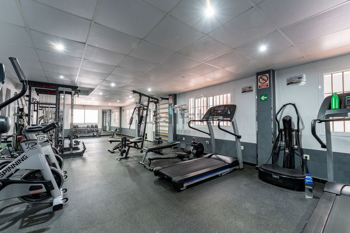 Duplex te koop in Estepona | 1 slaapkamers H5300833