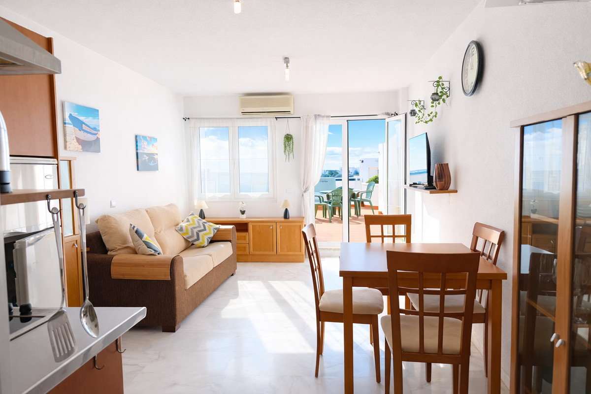 Duplex te koop in Estepona | 1 slaapkamers H5300833