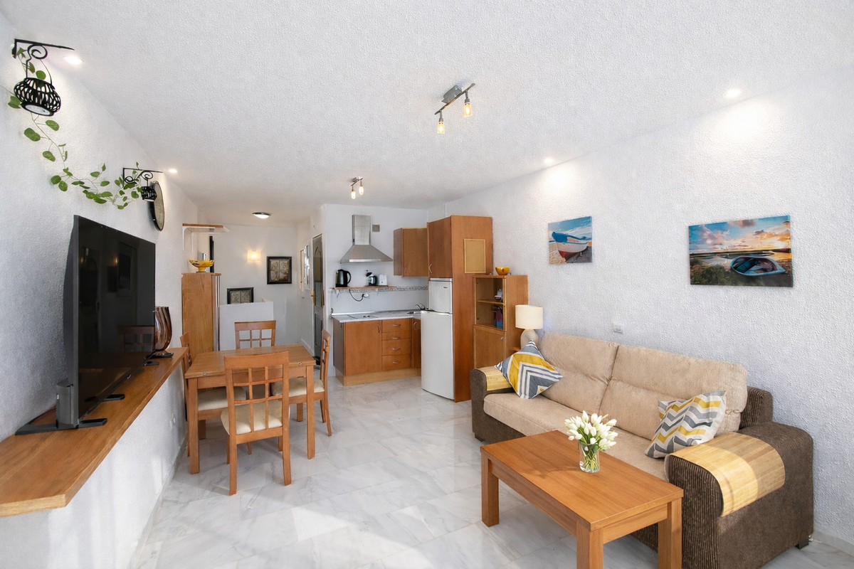 Duplex te koop in Estepona | 1 slaapkamers H5300833