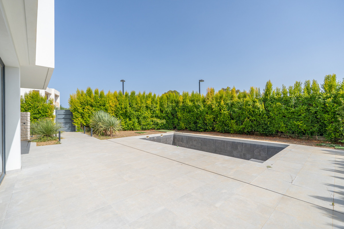 Huis te koop in Estepona | 3 slaapkamers H5302870