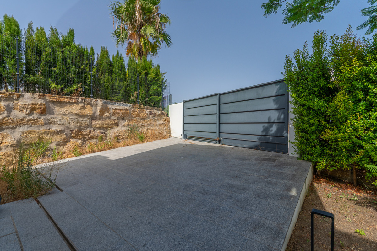 Huis te koop in Estepona | 3 slaapkamers H5302870