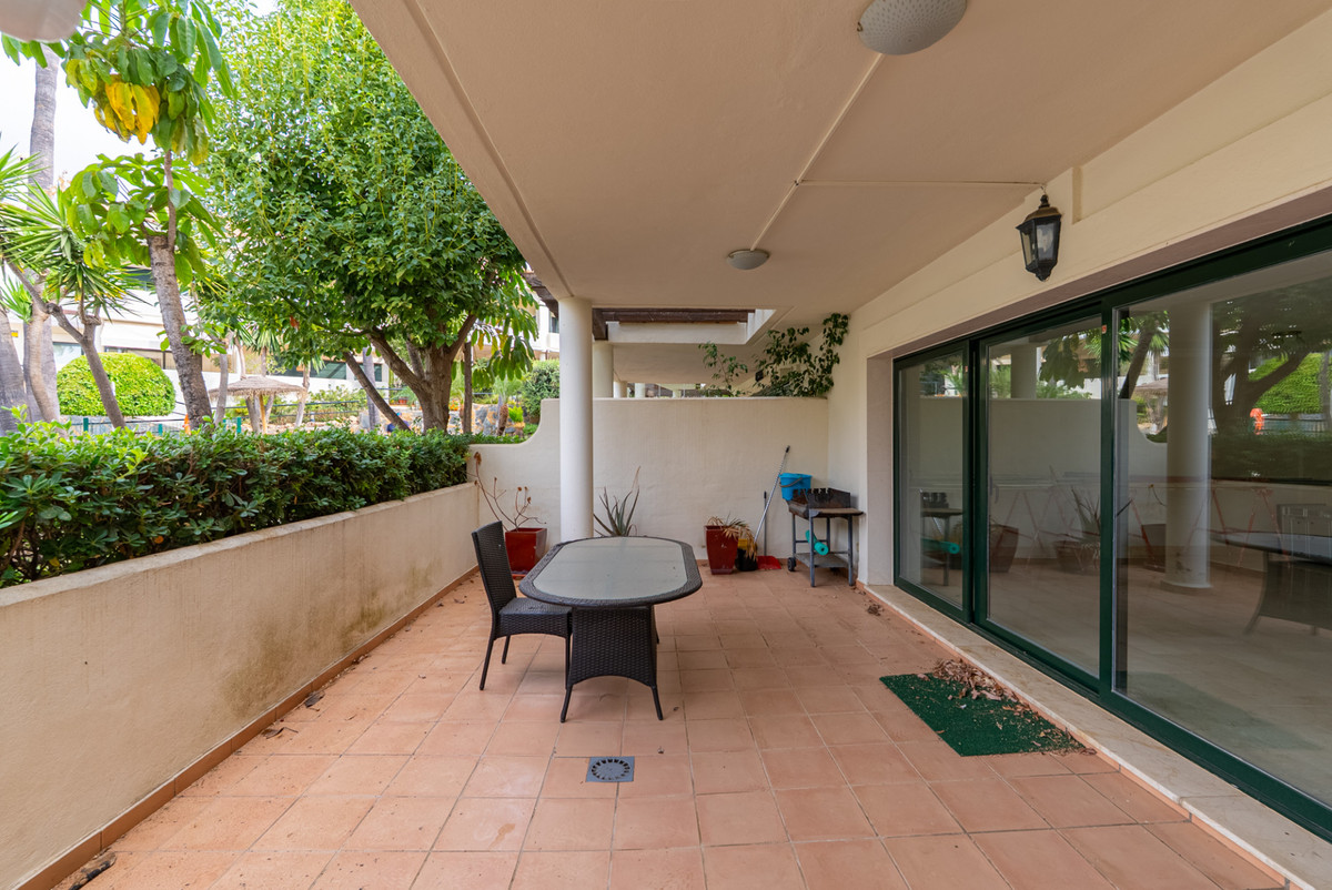 Huis te koop in Estepona | 4 slaapkamers H5303122