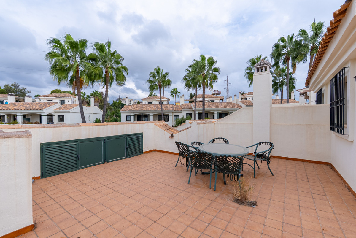 Huis te koop in Estepona | 4 slaapkamers H5303122