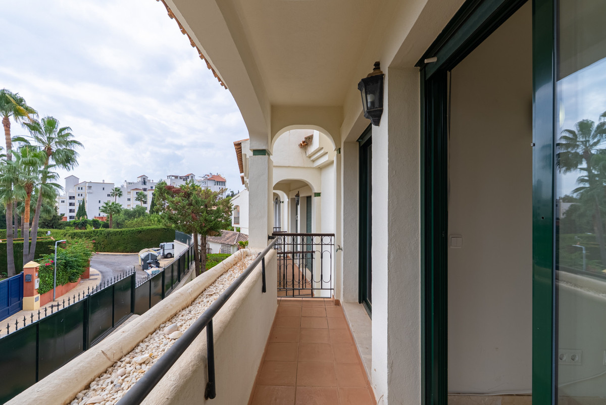 Huis te koop in Estepona | 4 slaapkamers H5303122