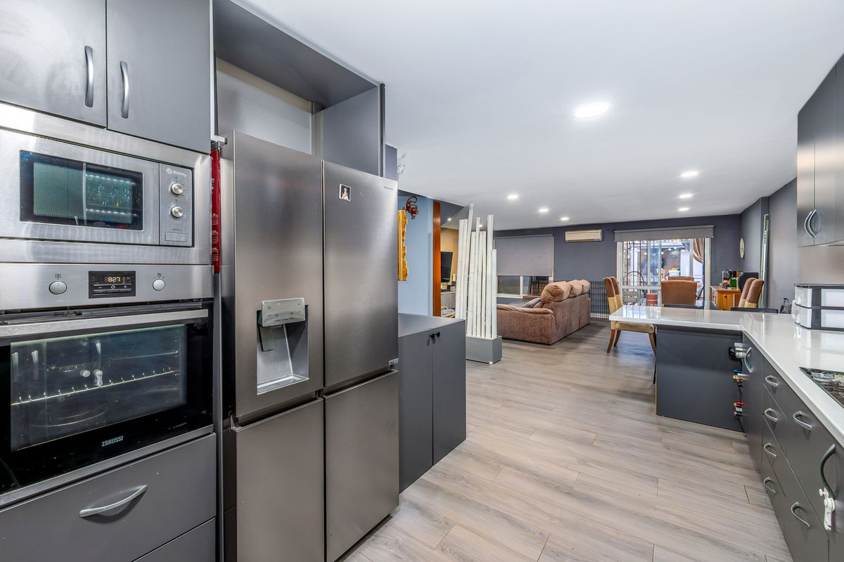 Huis te koop in Estepona | 3 slaapkamers H5304535