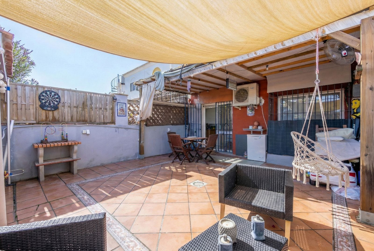 Huis te koop in Estepona | 3 slaapkamers H5304535