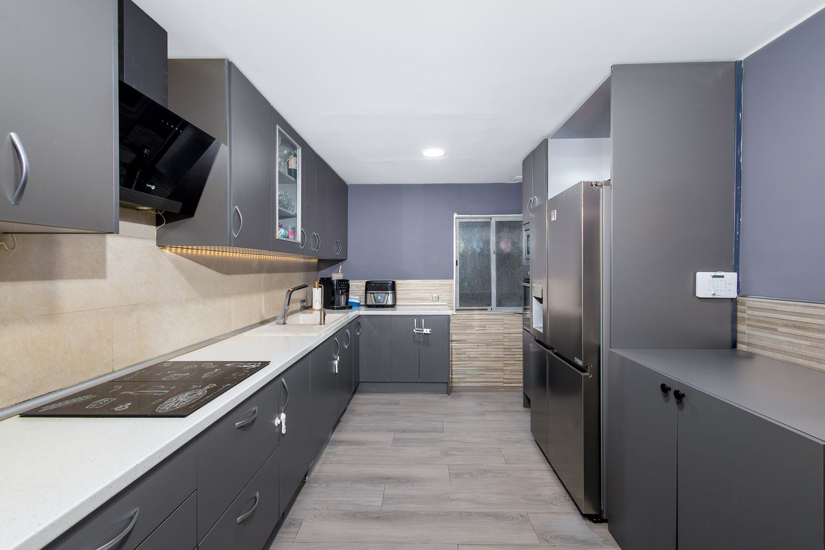 Huis te koop in Estepona | 3 slaapkamers H5304535