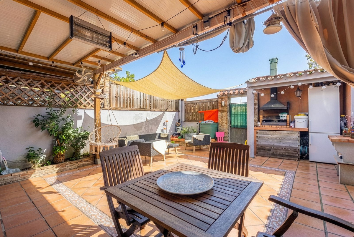 Huis te koop in Estepona | 3 slaapkamers H5304535