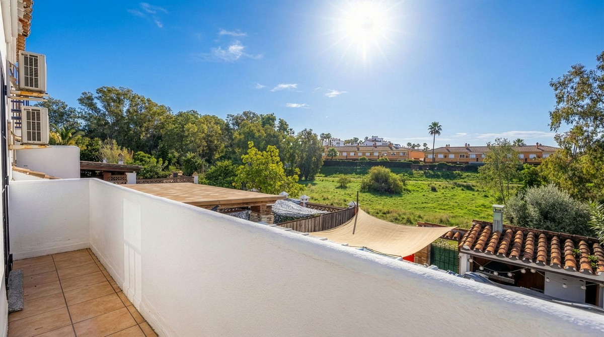 Huis te koop in Estepona | 3 slaapkamers H5304535