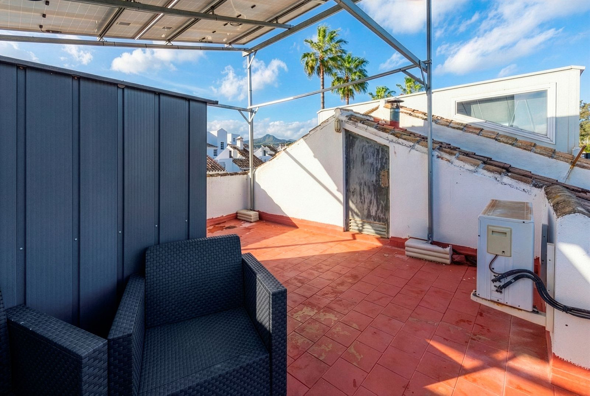 Huis te koop in Estepona | 3 slaapkamers H5304535
