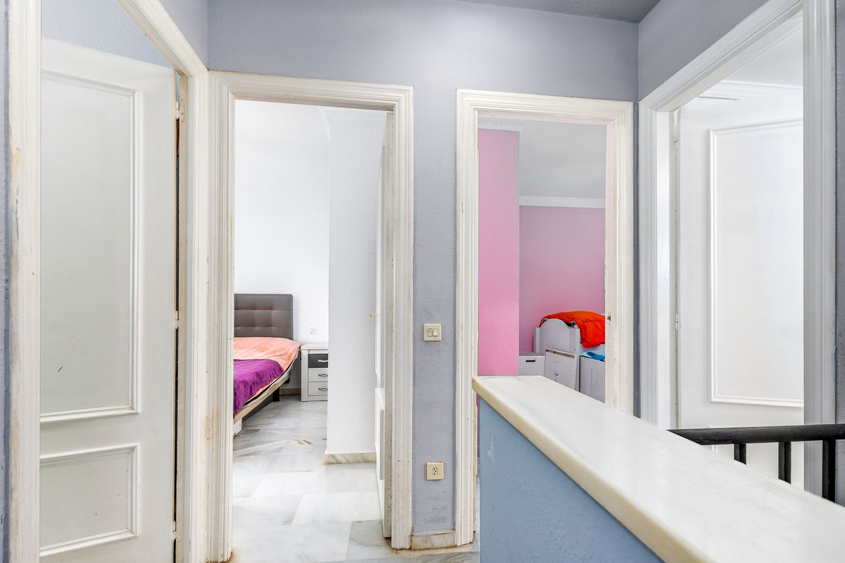 Huis te koop in Estepona | 3 slaapkamers H5304535