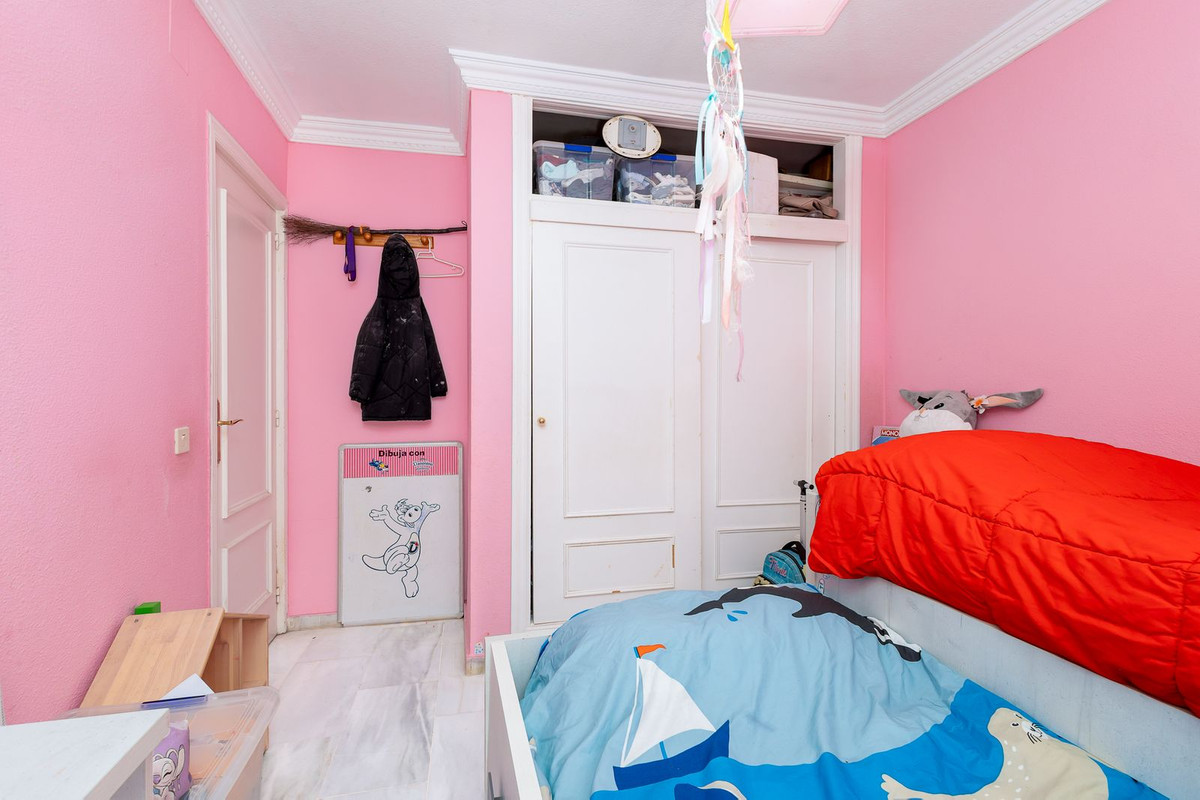 Huis te koop in Estepona | 3 slaapkamers H5304535