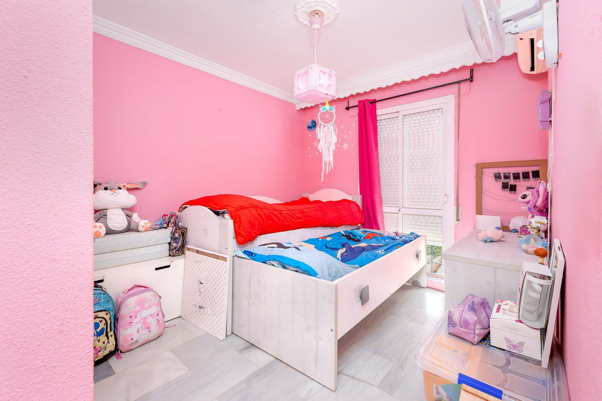 Huis te koop in Estepona | 3 slaapkamers H5304535