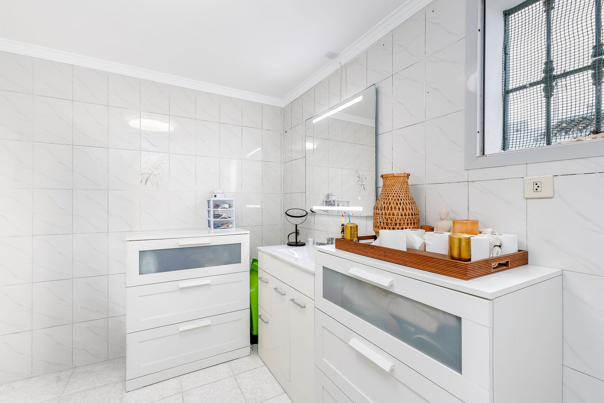 Huis te koop in Estepona | 3 slaapkamers H5304535