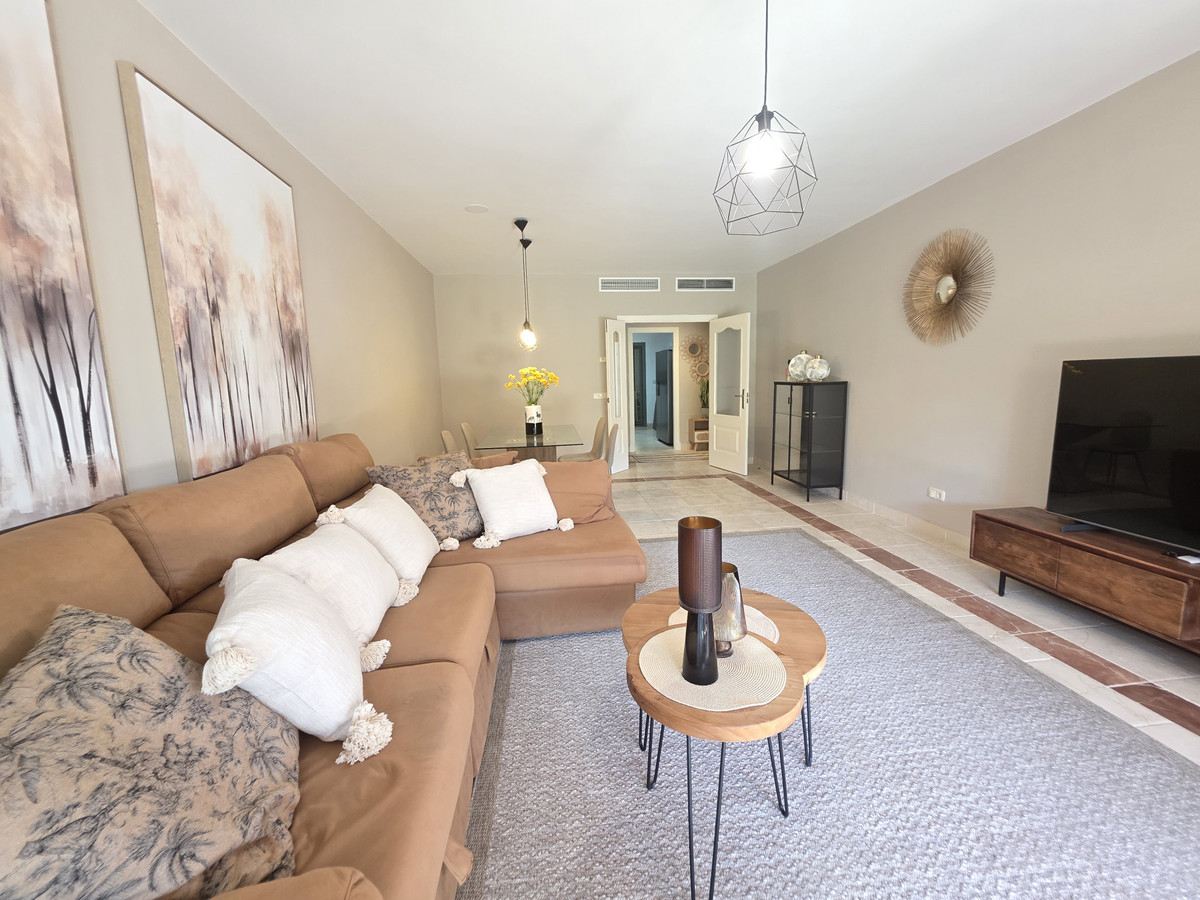 Huis te koop in Estepona | 3 slaapkamers H5305219