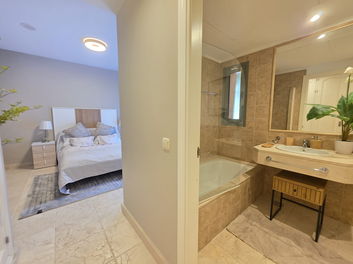 Huis te koop in Estepona | 3 slaapkamers H5305219