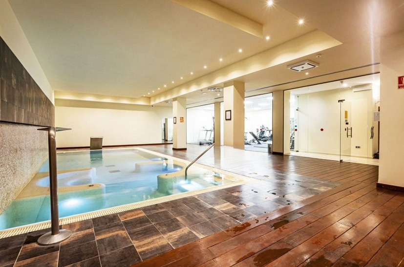 Huis te koop in Estepona | 3 slaapkamers H5305219