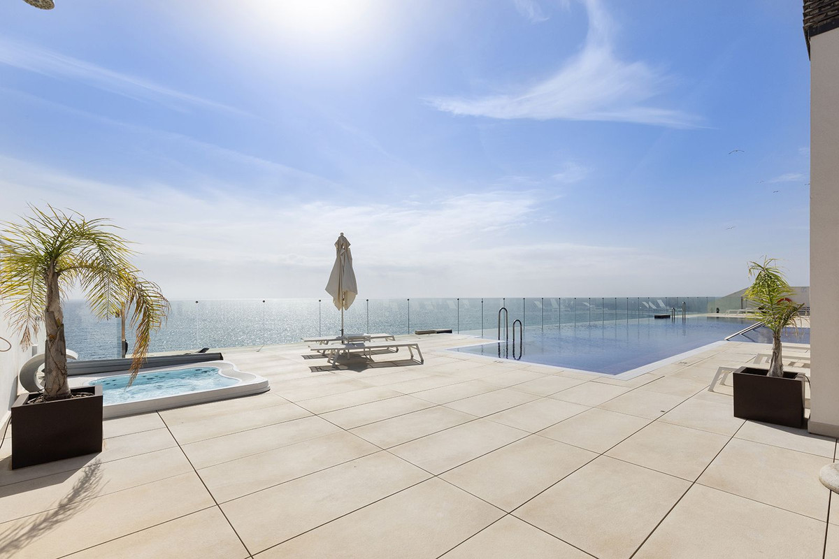 Huis te koop in Estepona | 3 slaapkamers H5305519