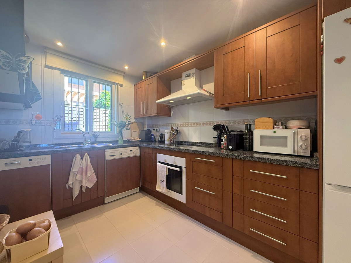 Huis te koop in Estepona | 3 slaapkamers H5307937