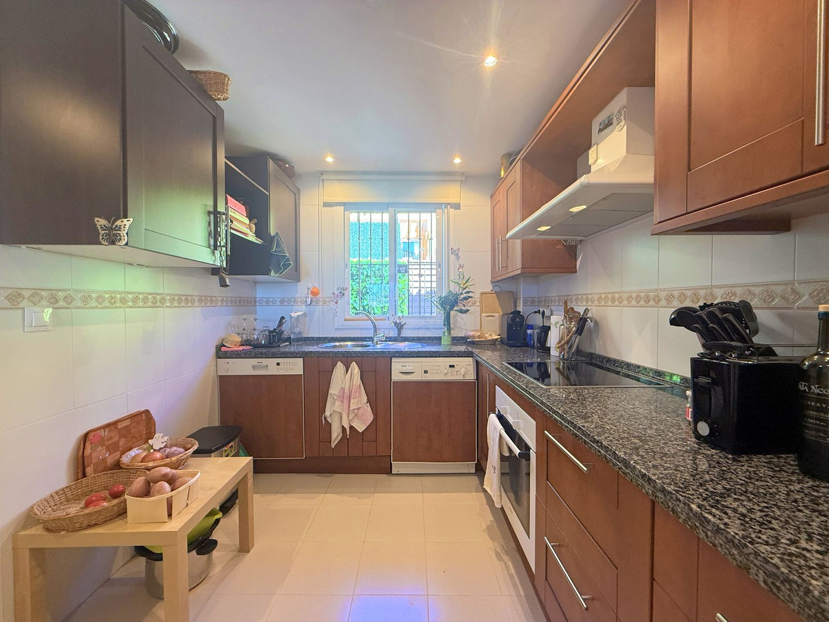 Huis te koop in Estepona | 3 slaapkamers H5307937
