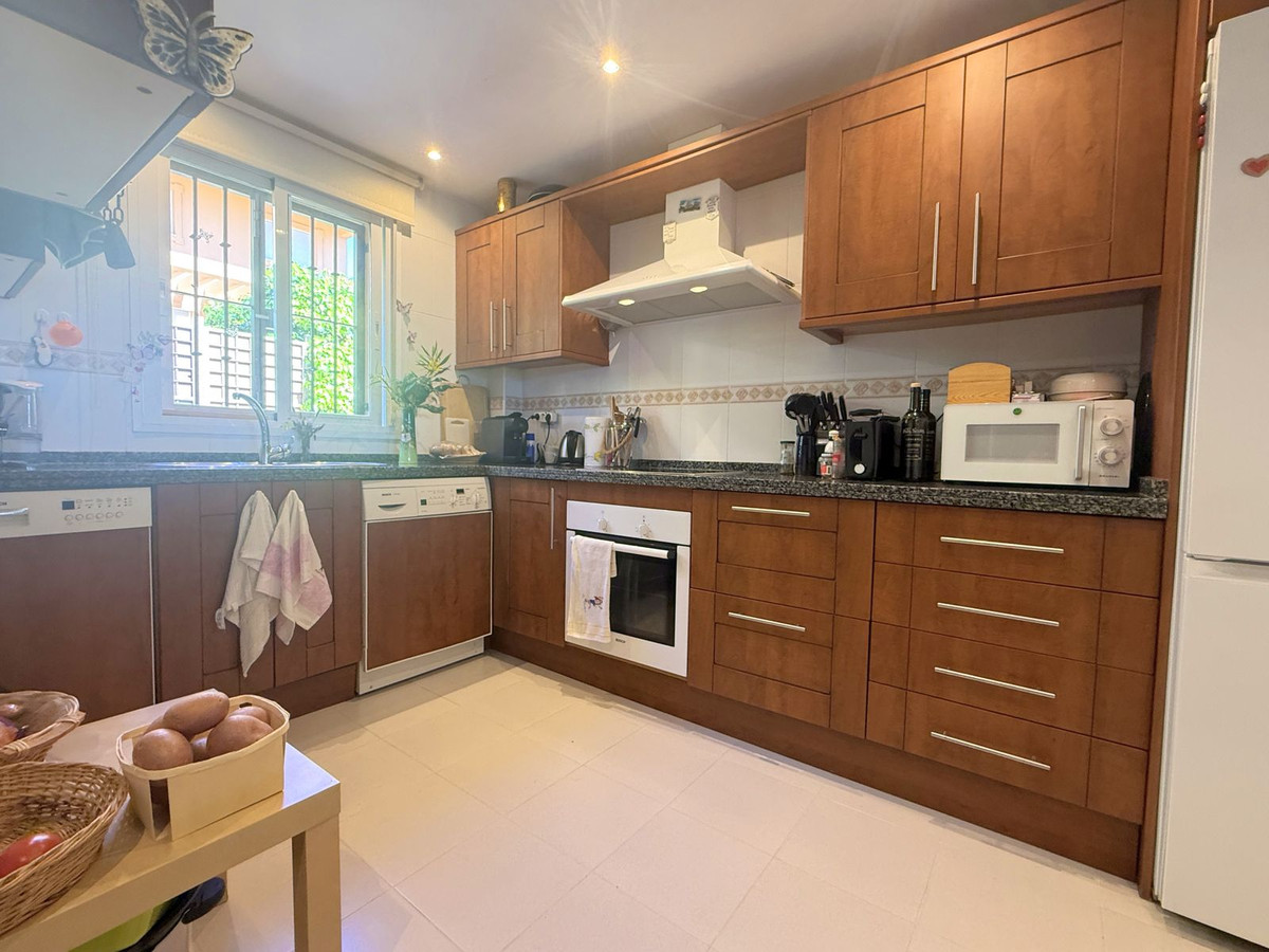 Huis te koop in Estepona | 3 slaapkamers H5307937