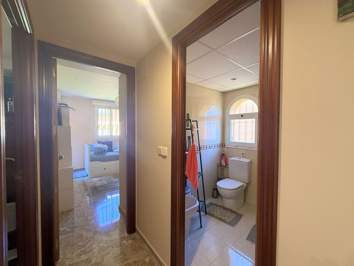 Huis te koop in Estepona | 3 slaapkamers H5307937