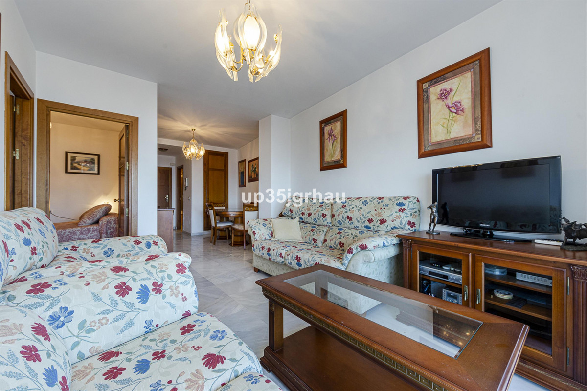 Huis te koop in Estepona | 2 slaapkamers H5307952