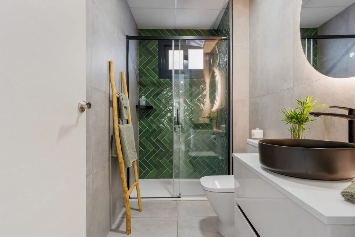 Appartement te koop in Estepona | 2 slaapkamers H5309182