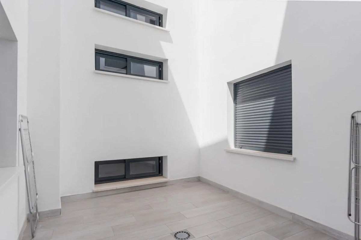 Appartement te koop in Estepona | 2 slaapkamers H5309182