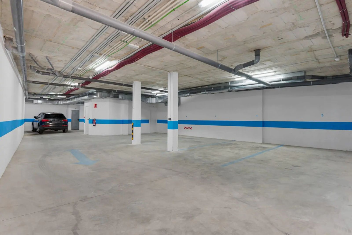 Appartement te koop in Estepona | 2 slaapkamers H5309182